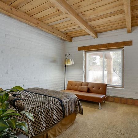 Las Cruces Home La Casa Blanca With Courtyard Exterior photo