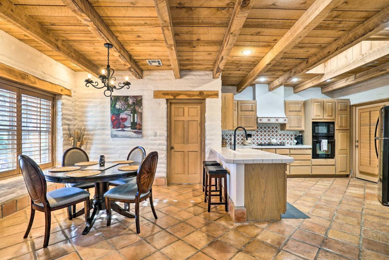 Las Cruces Home La Casa Blanca With Courtyard Exterior photo