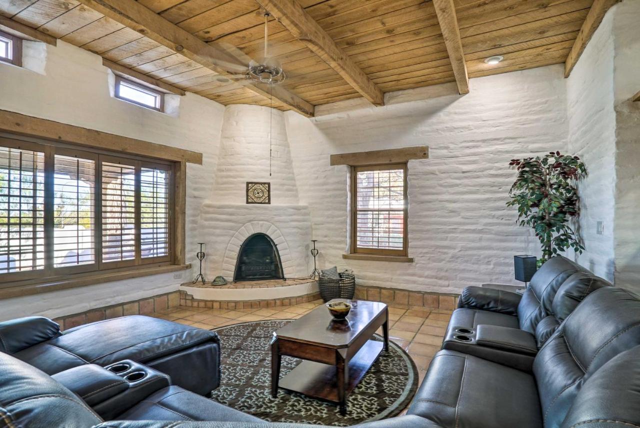 Las Cruces Home La Casa Blanca With Courtyard Exterior photo