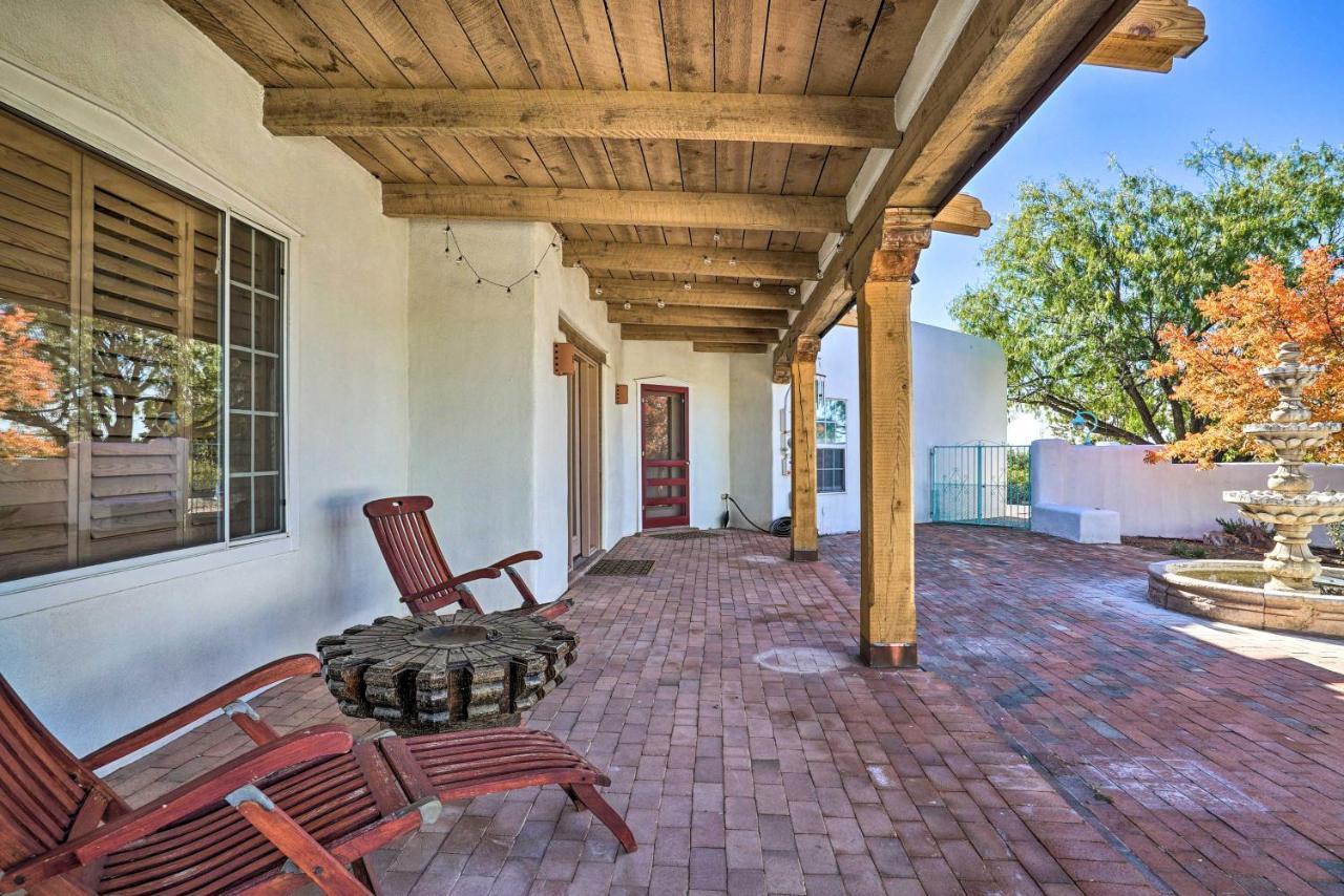 Las Cruces Home La Casa Blanca With Courtyard Exterior photo