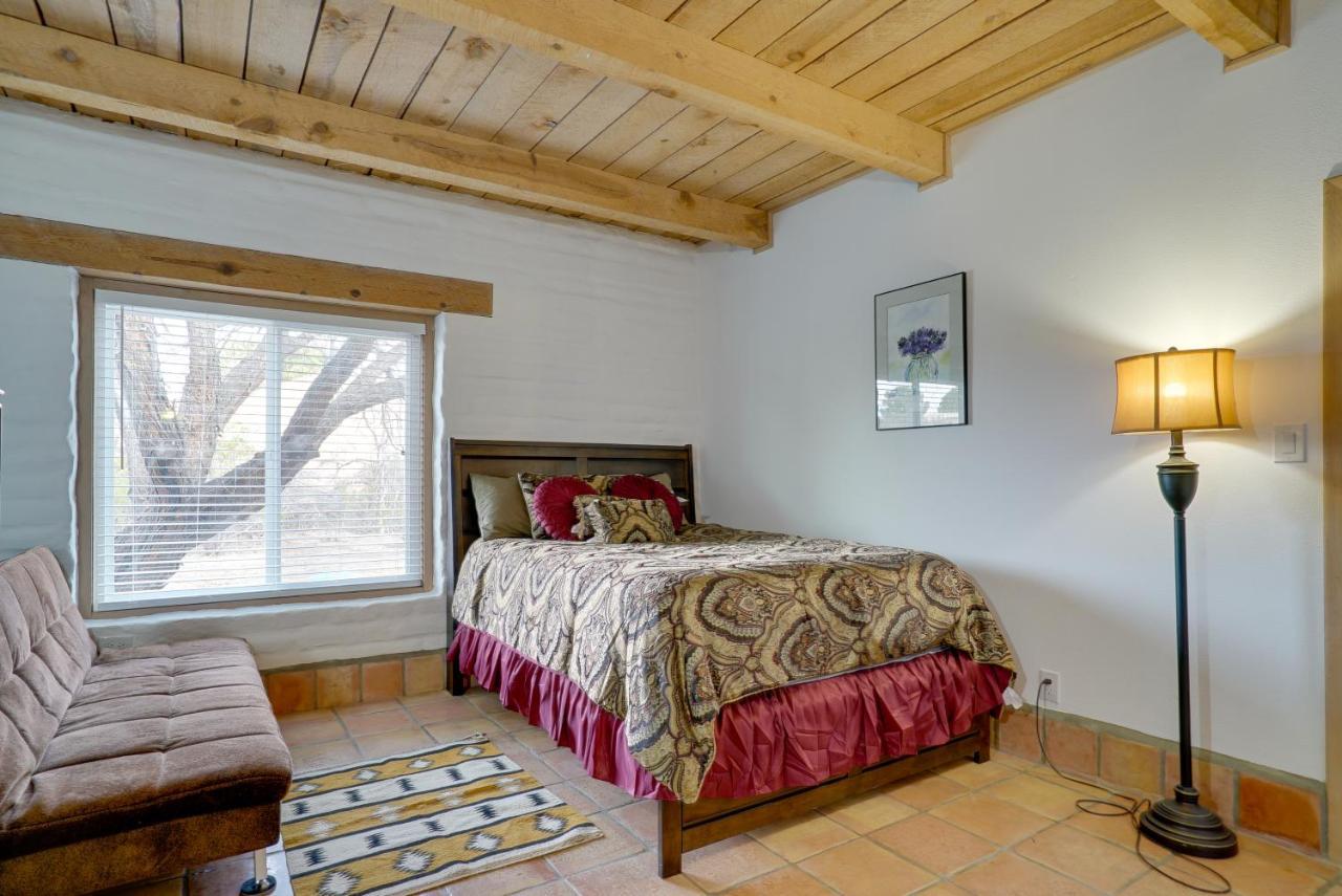 Las Cruces Home La Casa Blanca With Courtyard Exterior photo